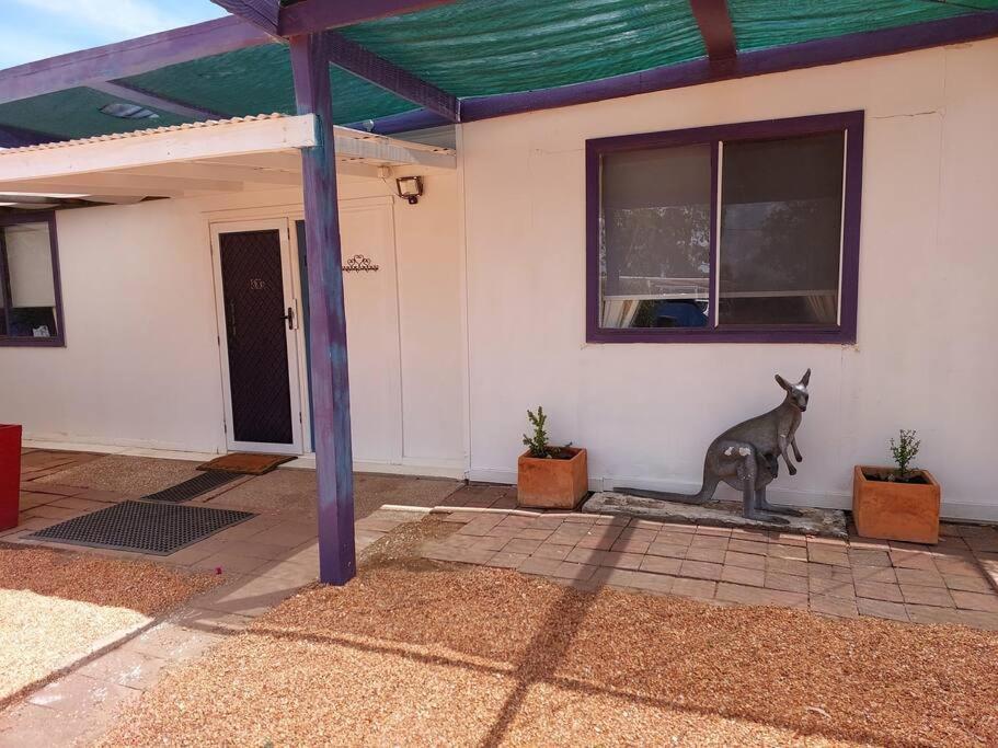 Lavender Cottage - At Home In Lightning Ridge Buitenkant foto