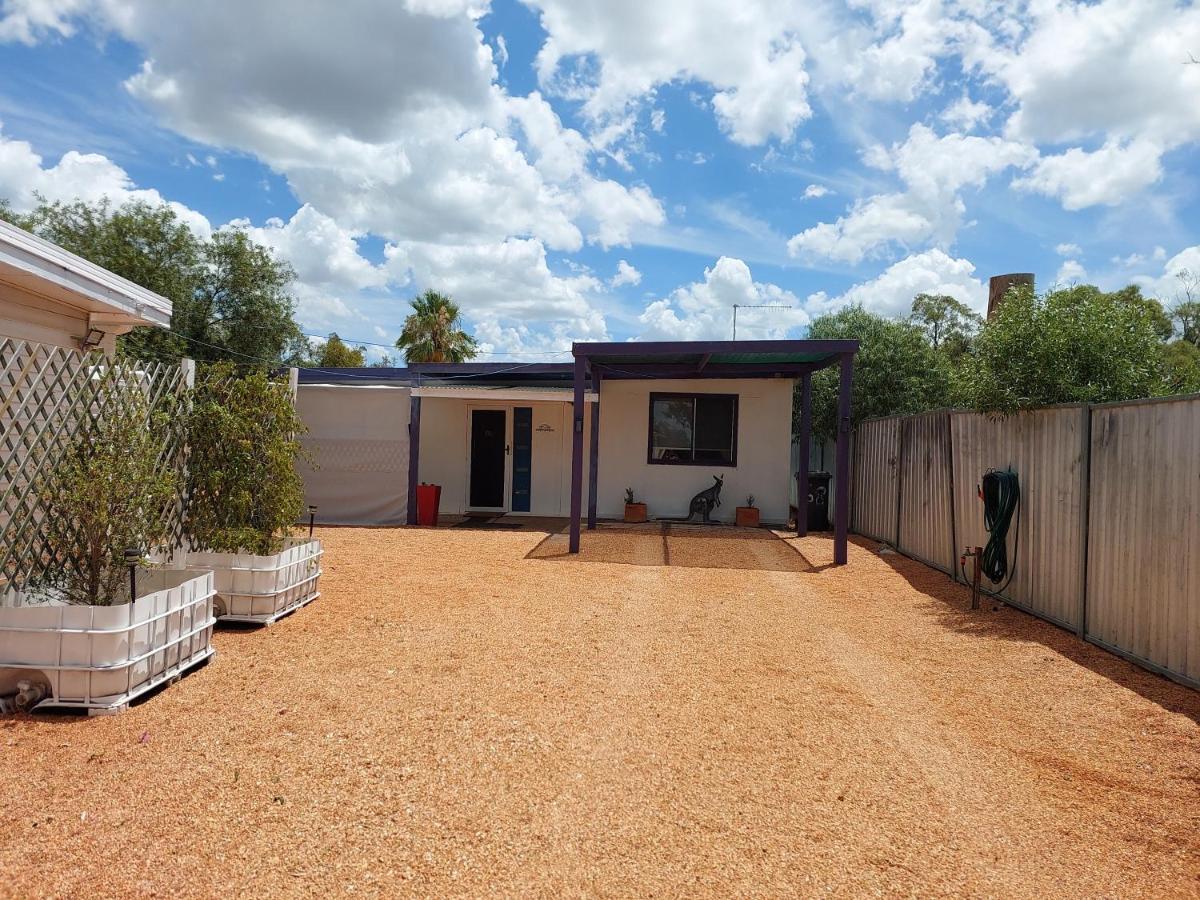 Lavender Cottage - At Home In Lightning Ridge Buitenkant foto